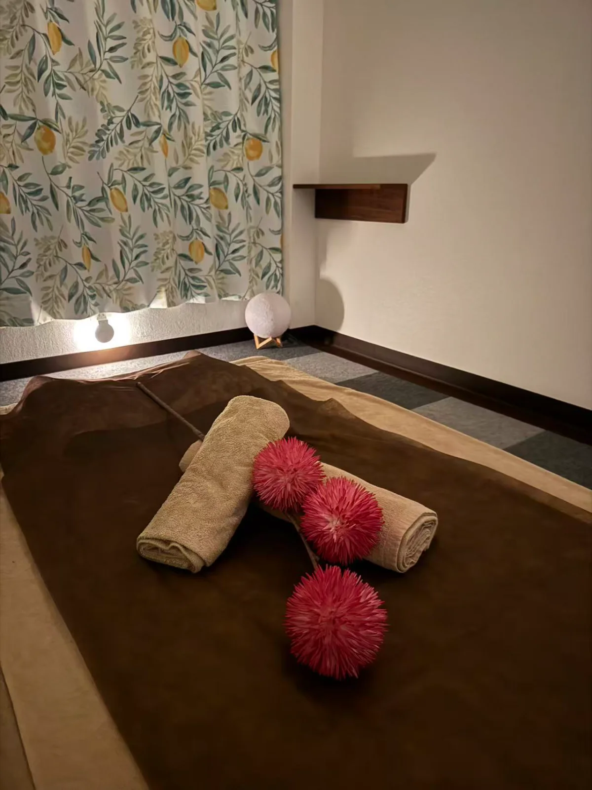 Interior 6