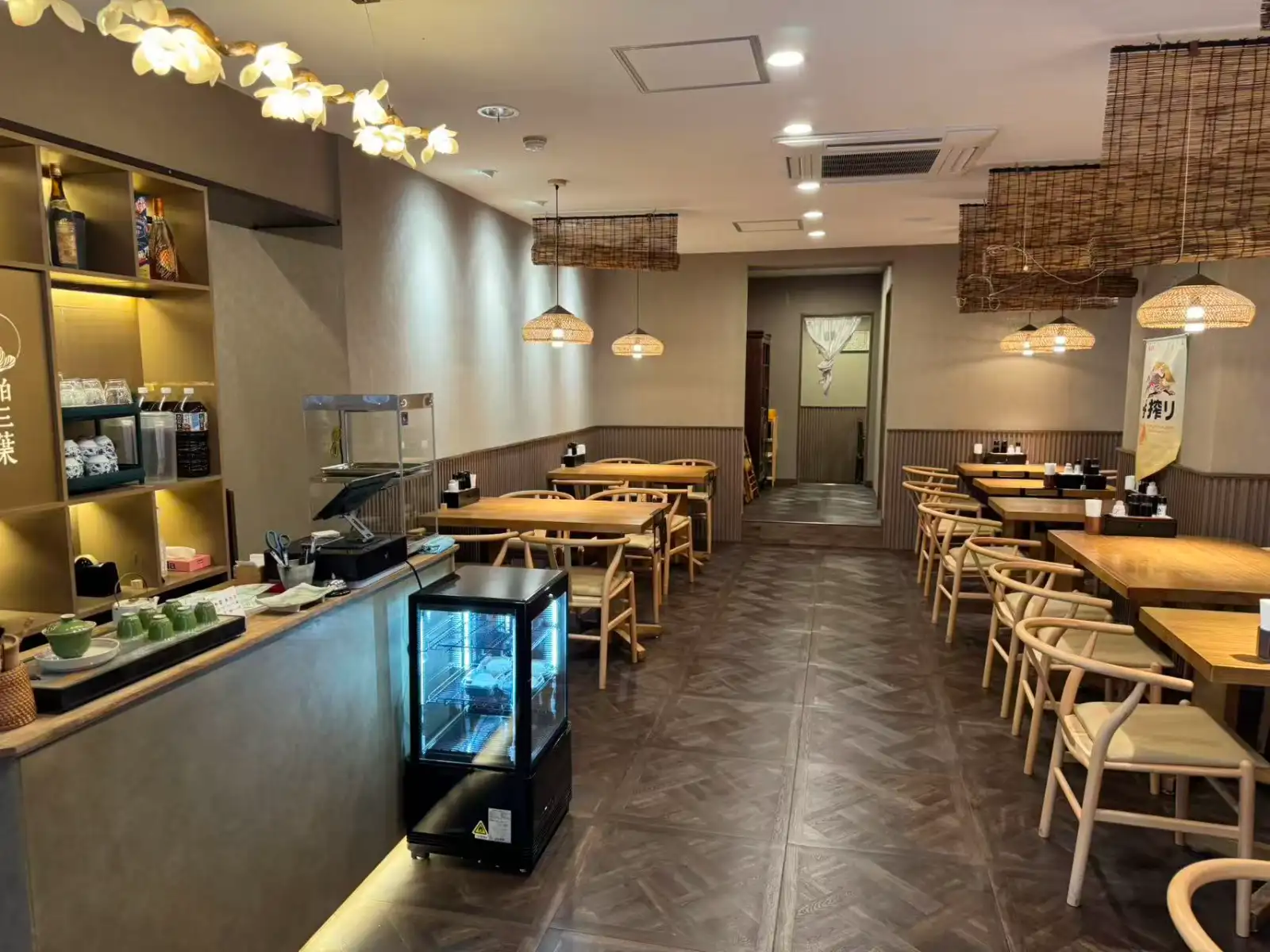 店内