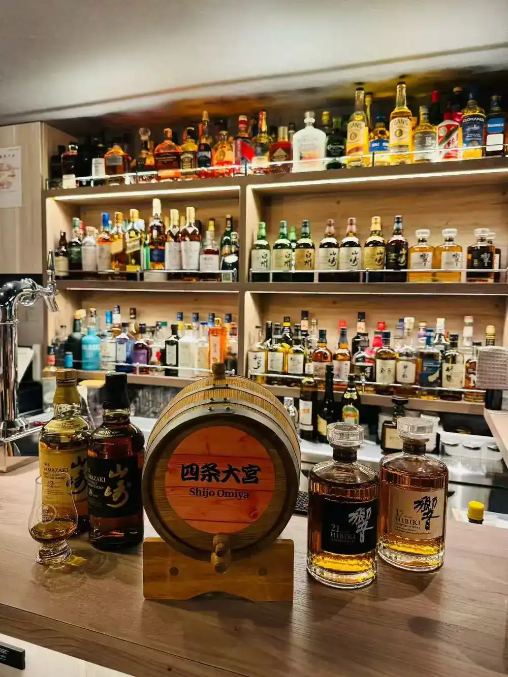 お酒の美術館 店内